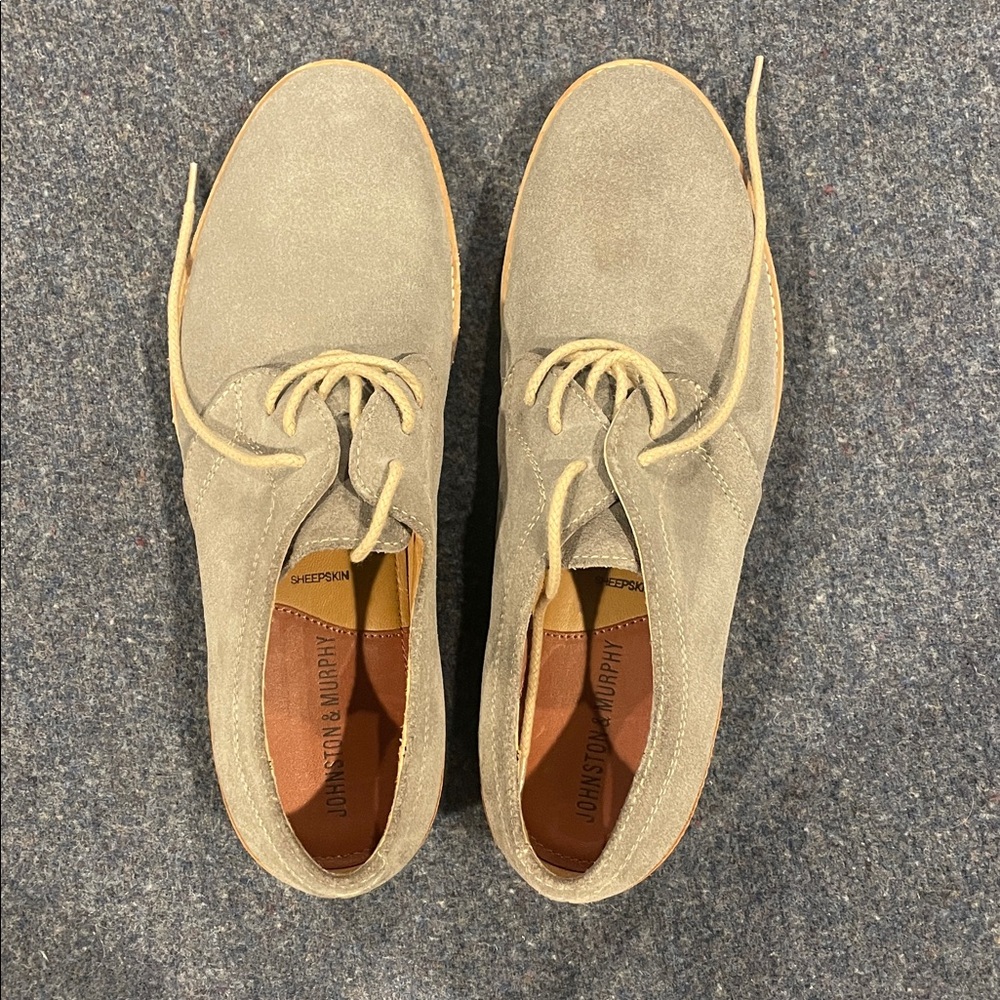 Johnston & Murphy Gray Suede Sheepskin Leather Almond Toe Shoes